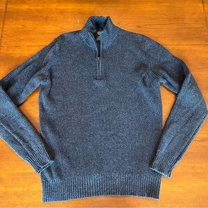 Calvin Klein Men’s quarter zip sweater Blue size Medium